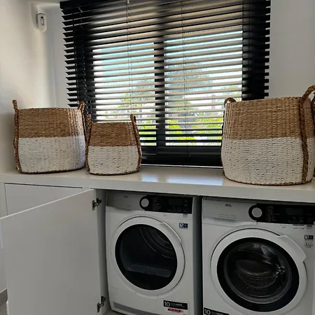 Bliss - Dream Luxury 4-bedroom With Exclisive Heated Private Pool & Jacuzzi, Tropical Garden, Marbesa - Steps From The Cabopino Villa *