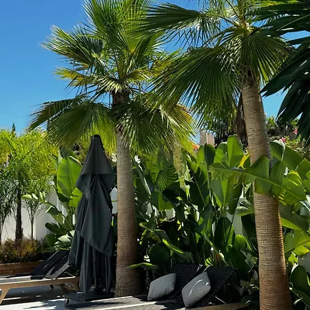 Villa Bliss - Dream Luxury 4-bedroom With Exclisive Heated Private Pool & Jacuzzi, Tropical Garden, Marbesa - Steps From The Cabopino *