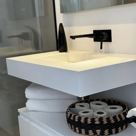 Bliss - Dream Luxury 4-bedroom With Exclisive Heated Private Pool & Jacuzzi, Tropical Garden, Marbesa - Steps From The Cabopino * Marbellac