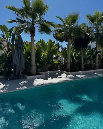 Bliss - Serenity 4-bedroom With Exclisive Heated Private Pool & Jacuzzi, Tropical Garden, Marbesa - Steps From The Cabopino * Marbella