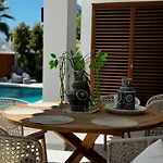 Villa Bliss - Serenity 4-bedroom With Exclisive Heated Private Pool & Jacuzzi, Tropical Garden, Marbesa - Steps From The Cabopino *