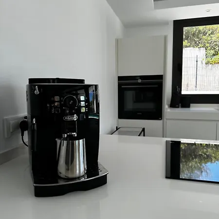 Villa Bliss - Dream Luxury 4-bedroom With Exclisive Heated Private Pool & Jacuzzi, Tropical Garden, Marbesa - Steps From The Cabopino