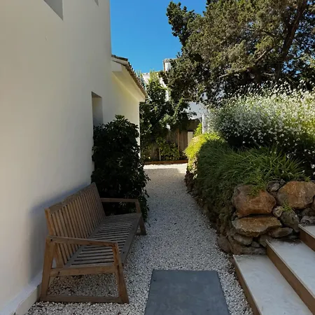 Villa Family Holiday Bliss In Marbella- Beautiful Brand-New 4 Bedroom Villa With Garden, Private Pool & Jacuzzi, Marbesa 500 M To The Cabopino Beach