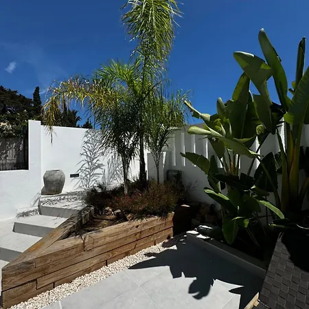 Villa Bliss - Dream Luxury 4-bedroom With Exclisive Heated Private Pool & Jacuzzi, Tropical Garden, Marbesa - Steps From The Cabopino