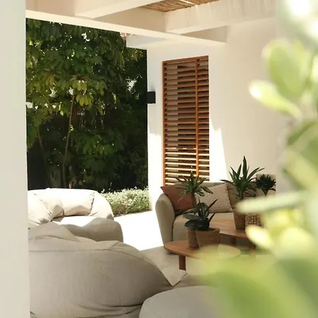 Villa Bliss - Serenity 4-bedroom With Exclisive Heated Private Pool & Jacuzzi, Tropical Garden, Marbesa - Steps From The Cabopino Marbella