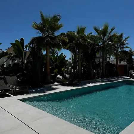 Bliss - Dream Luxury 4-bedroom With Exclisive Heated Private Pool & Jacuzzi, Tropical Garden, Marbesa - Steps From The Cabopino Villa Marbella