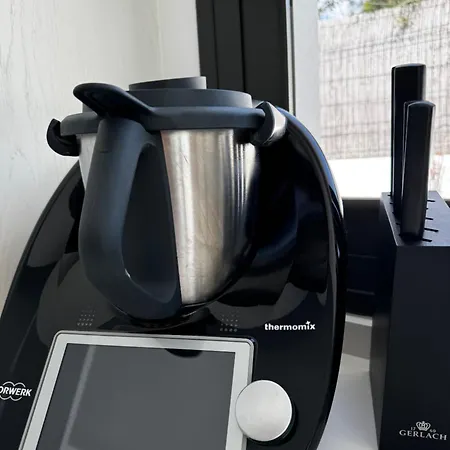 Villa Marbella Bliss - Dream Luxury 4-Bedroom Villa With Exclisive Heated Private Pool & Jacuzzi, Tropical Garden, Marbesa - Steps From The Cabopino Beach