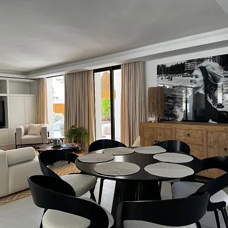 Marbella Bliss - Dream Luxury 4-Bedroom Villa With Exclisive Heated Private Pool & Jacuzzi, Tropical Garden, Marbesa - Steps From The Cabopino Beach