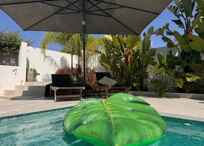 Bliss - Serenity 4-bedroom With Exclisive Heated Private Pool & Jacuzzi, Tropical Garden, Marbesa - Steps From The Cabopino * Marbella