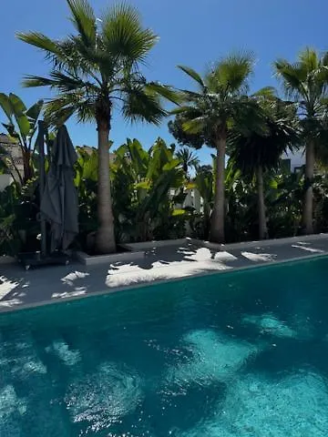 Bliss - Serenity 4-bedroom With Exclisive Heated Private Pool & Jacuzzi, Tropical Garden, Marbesa - Steps From The Cabopino * Marbella